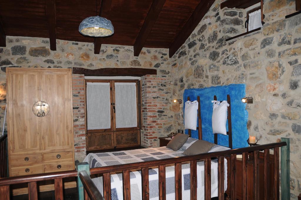 Casas Rurales Entre Babia Y La Luna Villafeliz Room photo